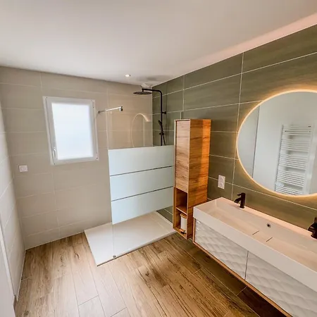 Holiday home L'evasion Coloree - Maison Vive Et Moderne *